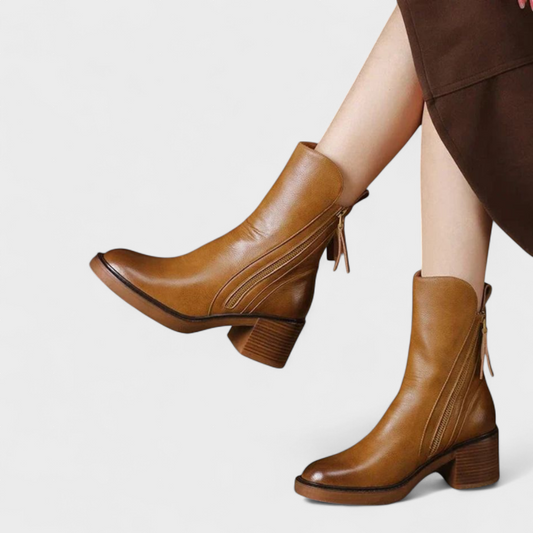 Clara - Bota de Couro Elegante