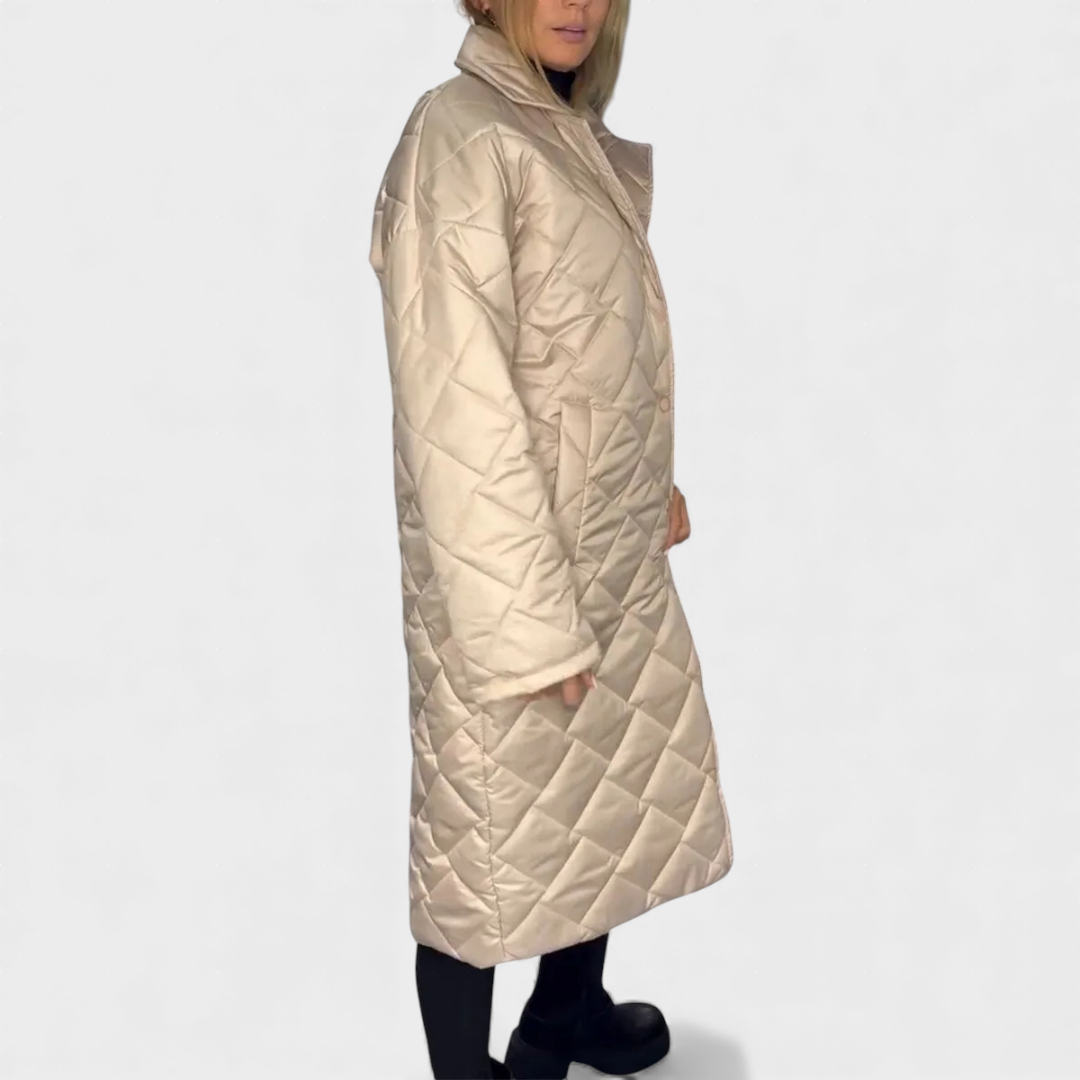 Ema - Casaco de Glamour Urbano